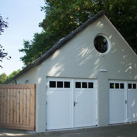 Het Rooversnest Riel Esterno foto