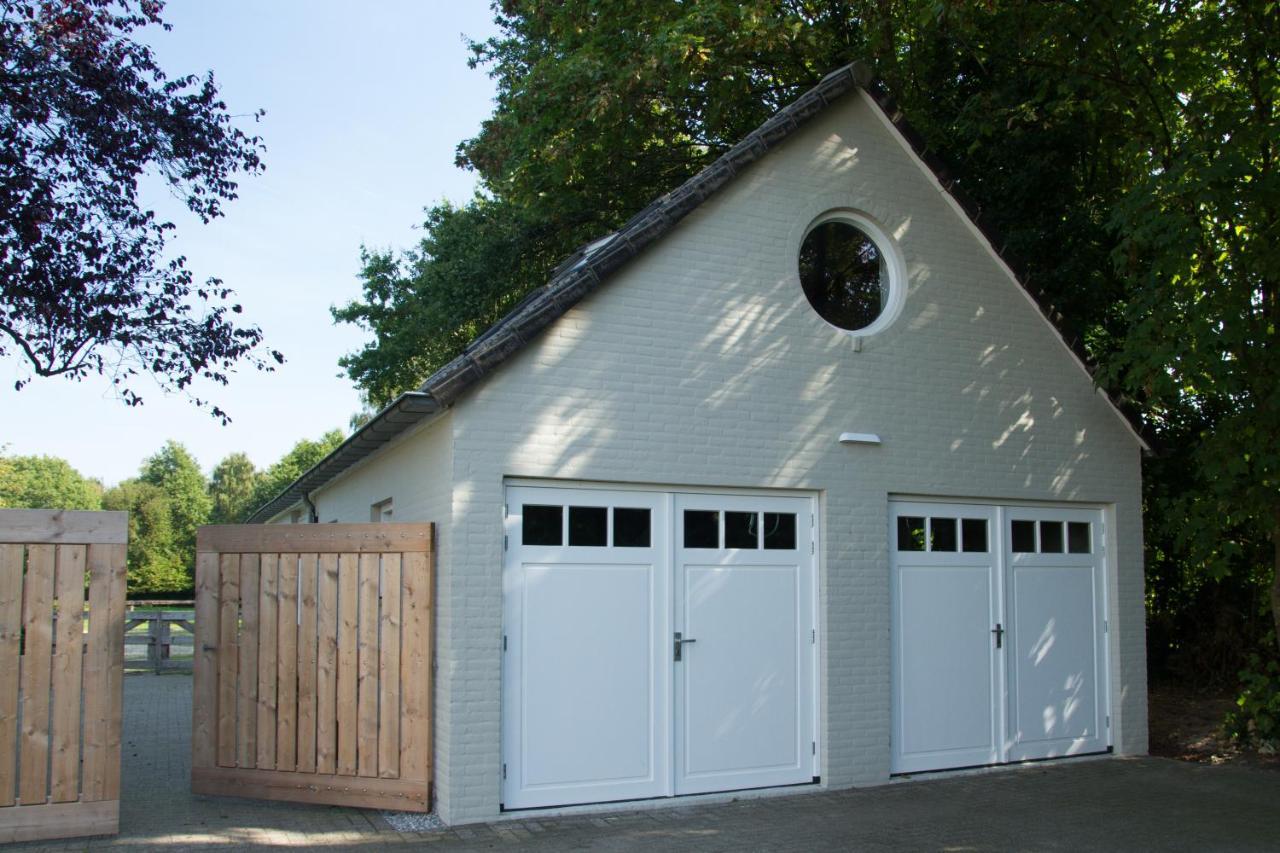 Het Rooversnest Riel Esterno foto