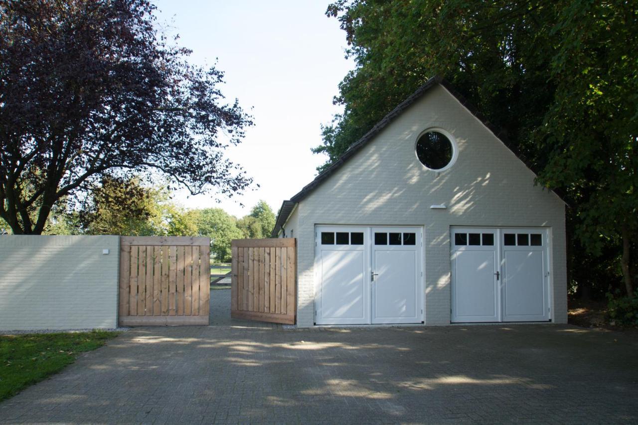Het Rooversnest Riel Esterno foto